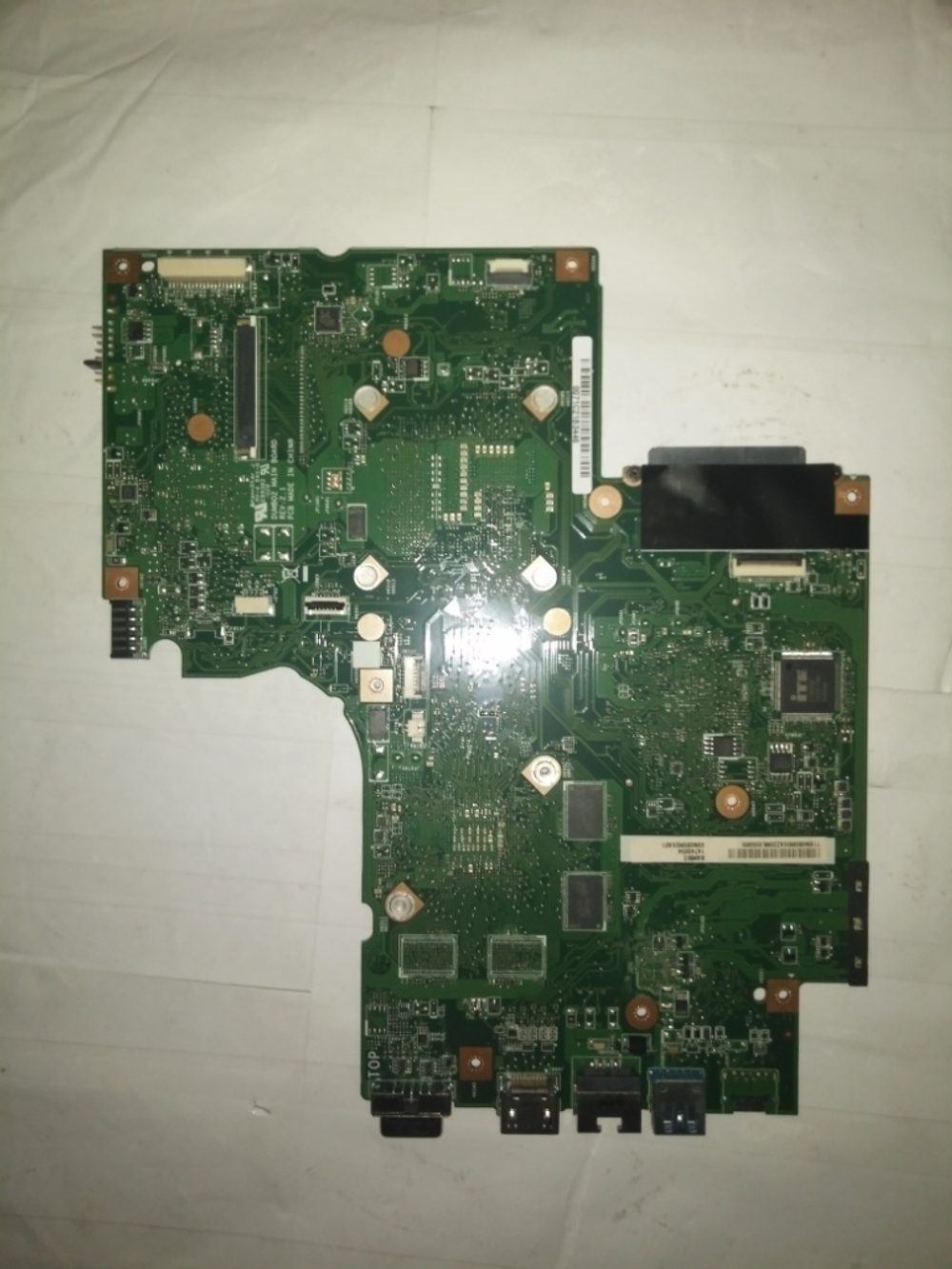 Материнская плата Lenovo G710 BAMBI2 MB W8.1P 15VGM 2G (90005912), оригинал