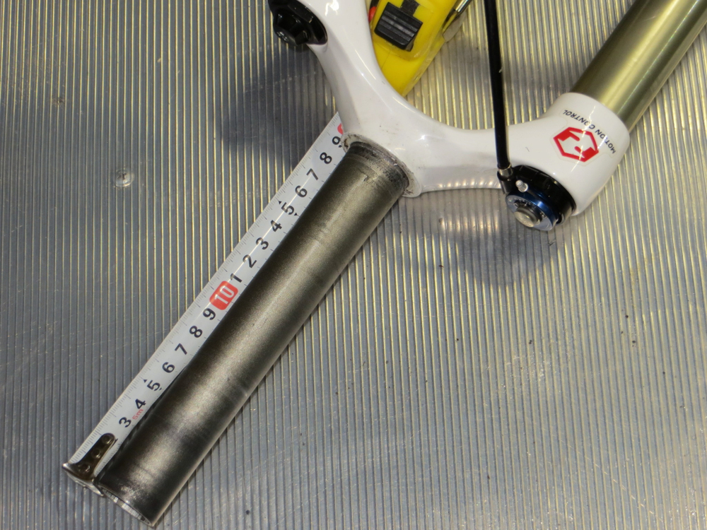 Вилка амортизационная Rock Shox Reba SL Dual Air