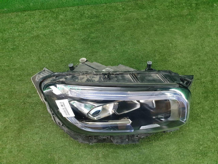 Фара правая Mercedes GLB X247 (2019-2023) LED