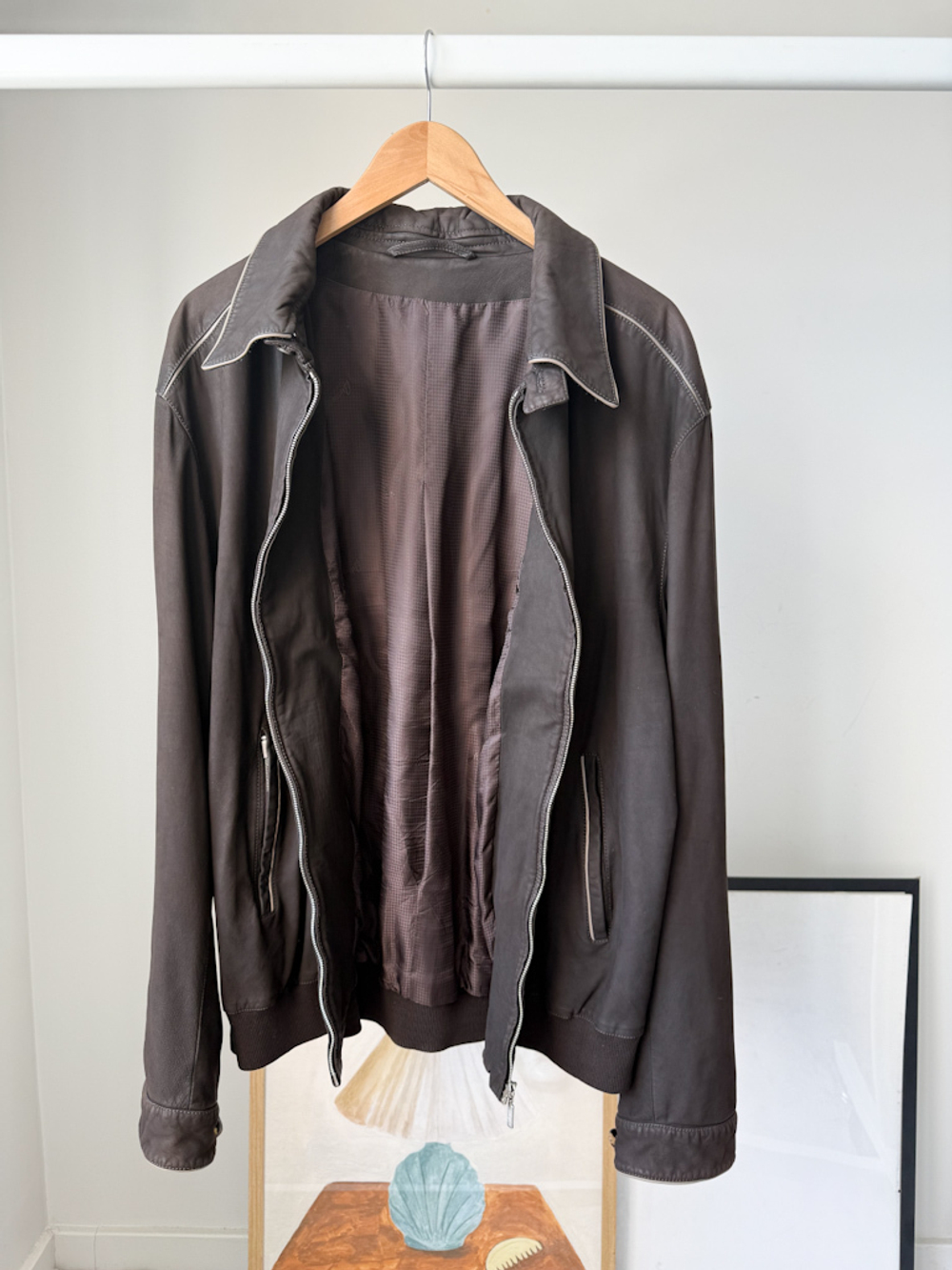 Кожаная куртка Brioni, L-XL
