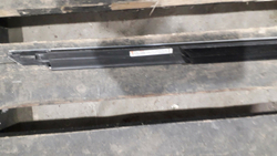 Молдинг двери передней левой Mercedes S (W222) 13-20 Б/У Оригинал A2226900580