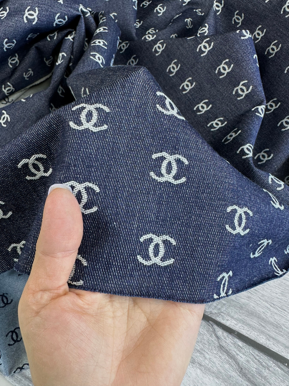 Джинсовая ткань Chanel Jeans с логотипом, темно-синий, Италия