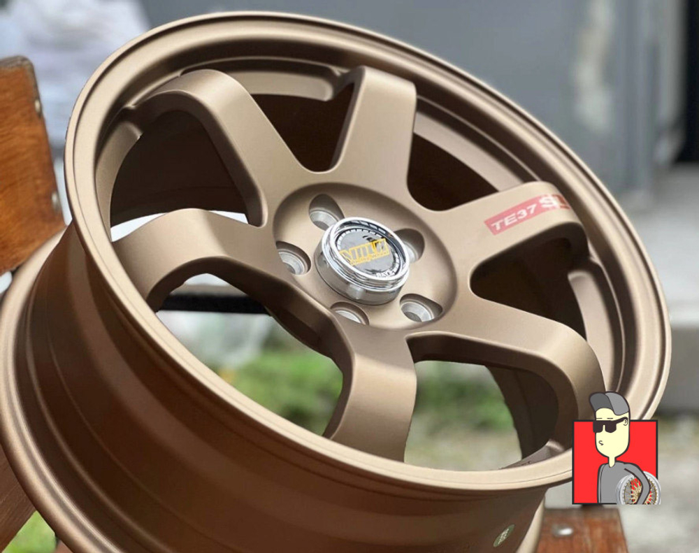 Комплект дисков Rays TE37 15x7 et30 5x100