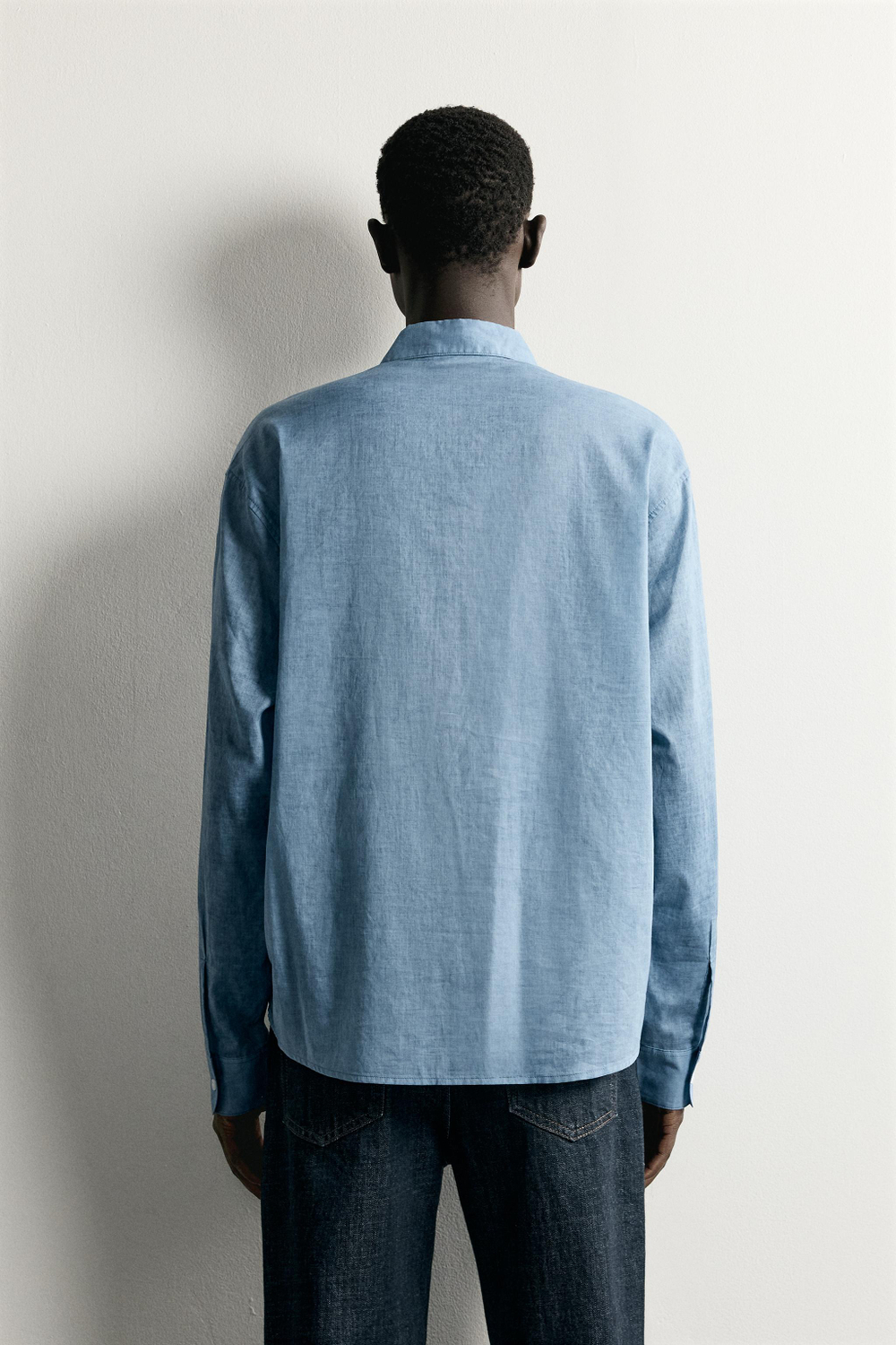 РУБАШКА RELAXED FIT С ЭФФЕКТОМ ПОТЕРТОСТИ — ZARA · 0122/342