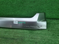 Накладка переднего бампера Toyota Hiace H200 10-19