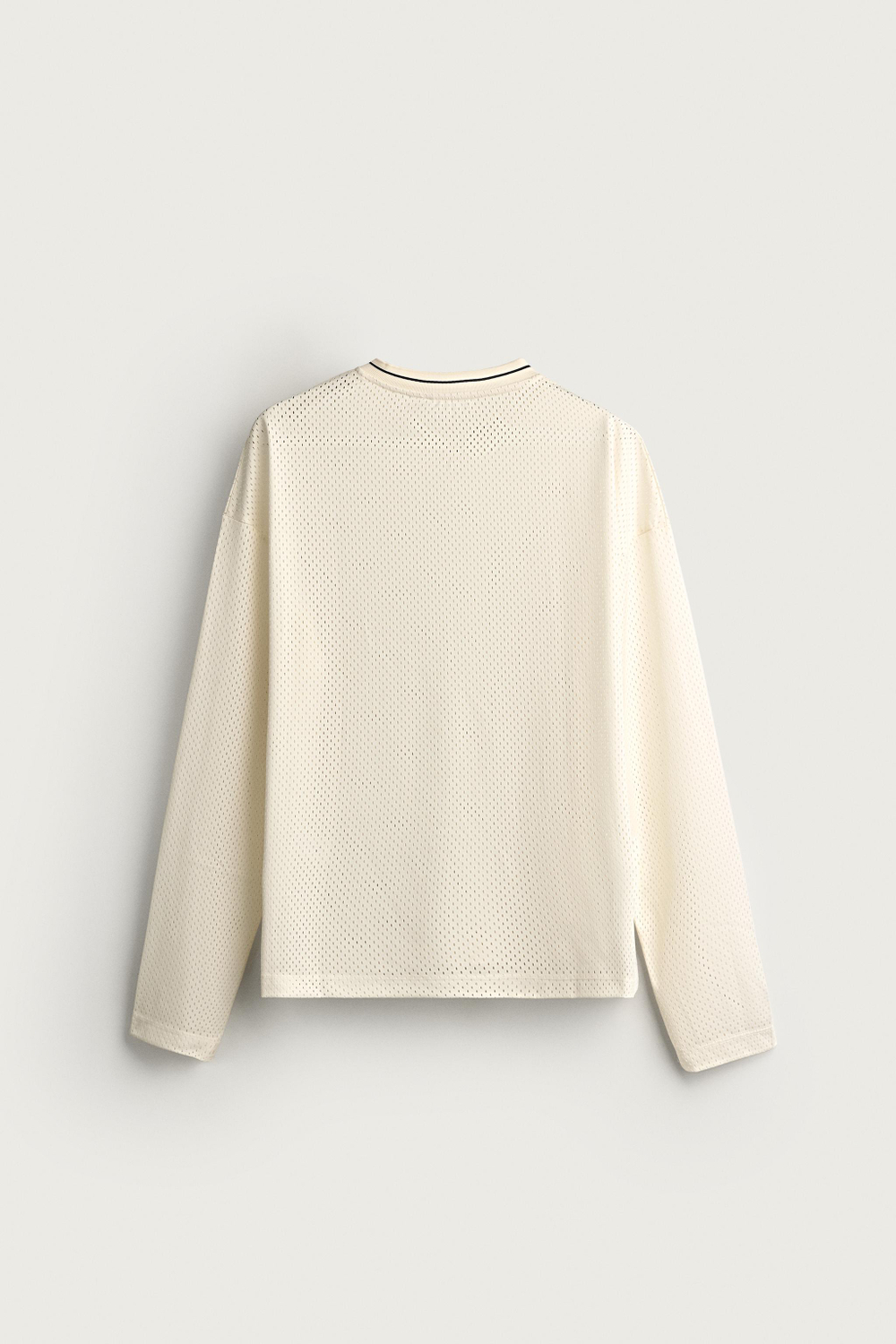 ФУТБОЛКА RELAXED FIT С РЕЛЬЕФНОЙ СТРУКТУРОЙ — ZARA