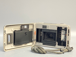 Yashica T5D