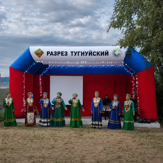 Надувная сцена "Трапеция"
