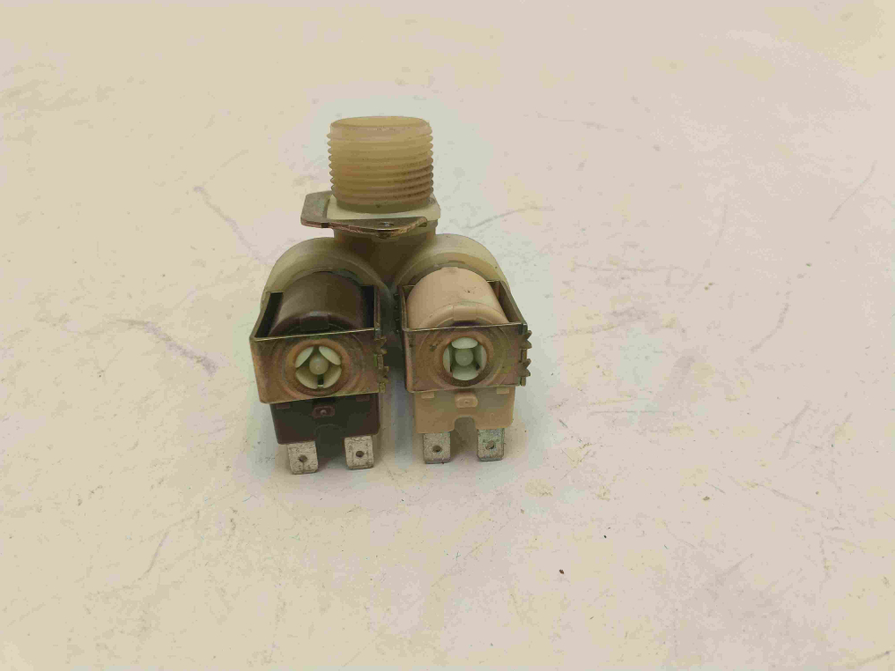 2296XW кт227 Клапан подачи воды для стиральной машины Indesit 2296XW б/у