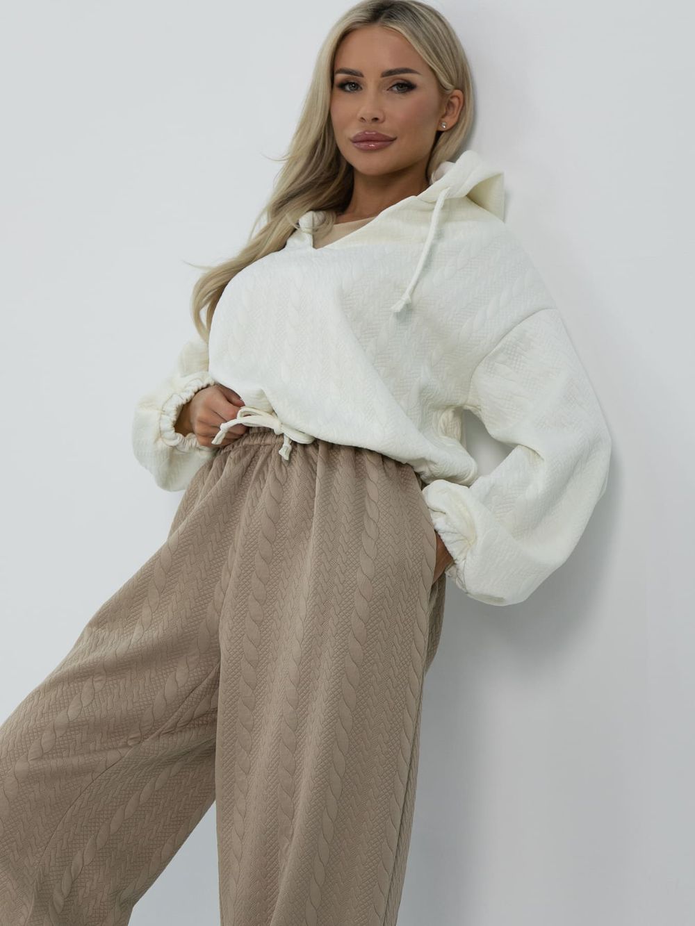 Костюм Спорт шик (бежево-белый) К16398-10М LT Collection