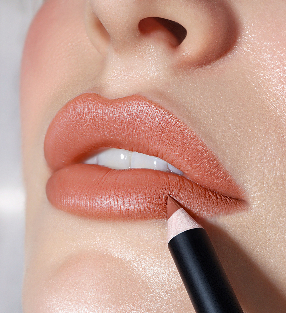 LuxVisage Карандаш для губ "SOFT MATTE" тон 601 (пастельный нюд)