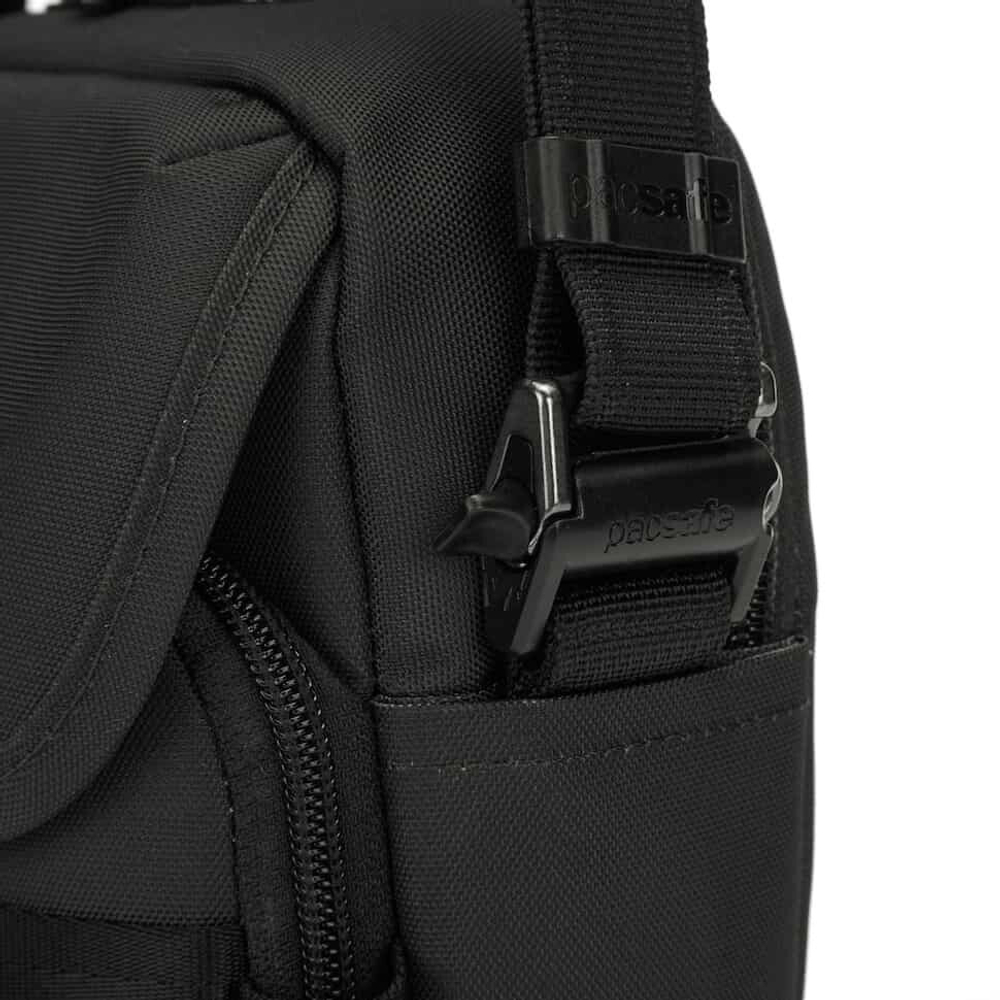 Сумка-антивор Pacsafe Metrosafe X Compact Crossbody