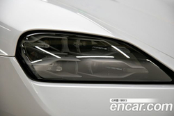 Porsche Taycan 4S — 2025