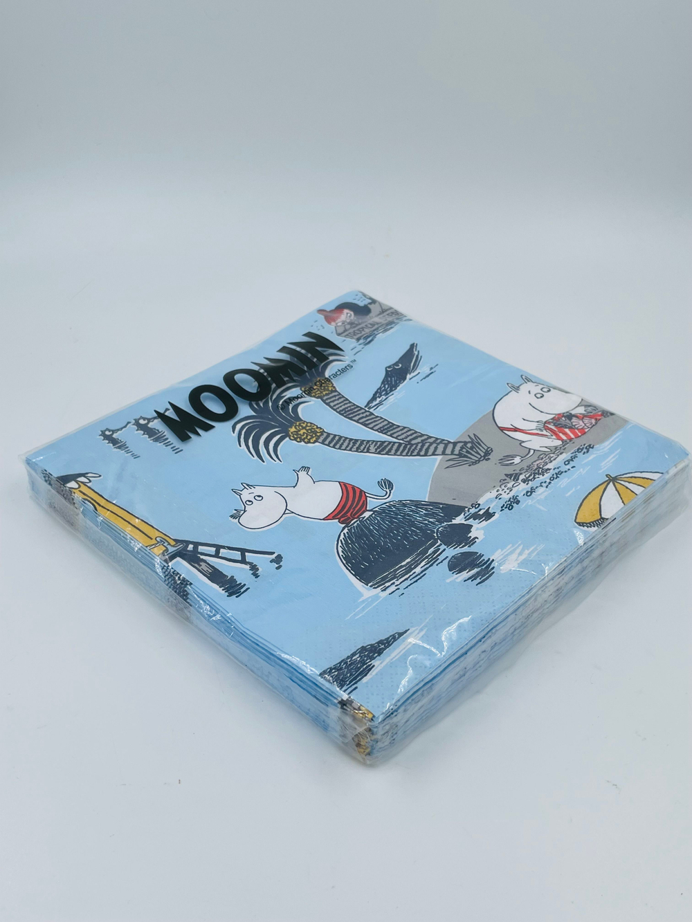 Салфетки бумажные Moomin, Муми-тролли на море, синего цвета 33х33 см, в упаковке 20 салфеток (из Финляндии)
