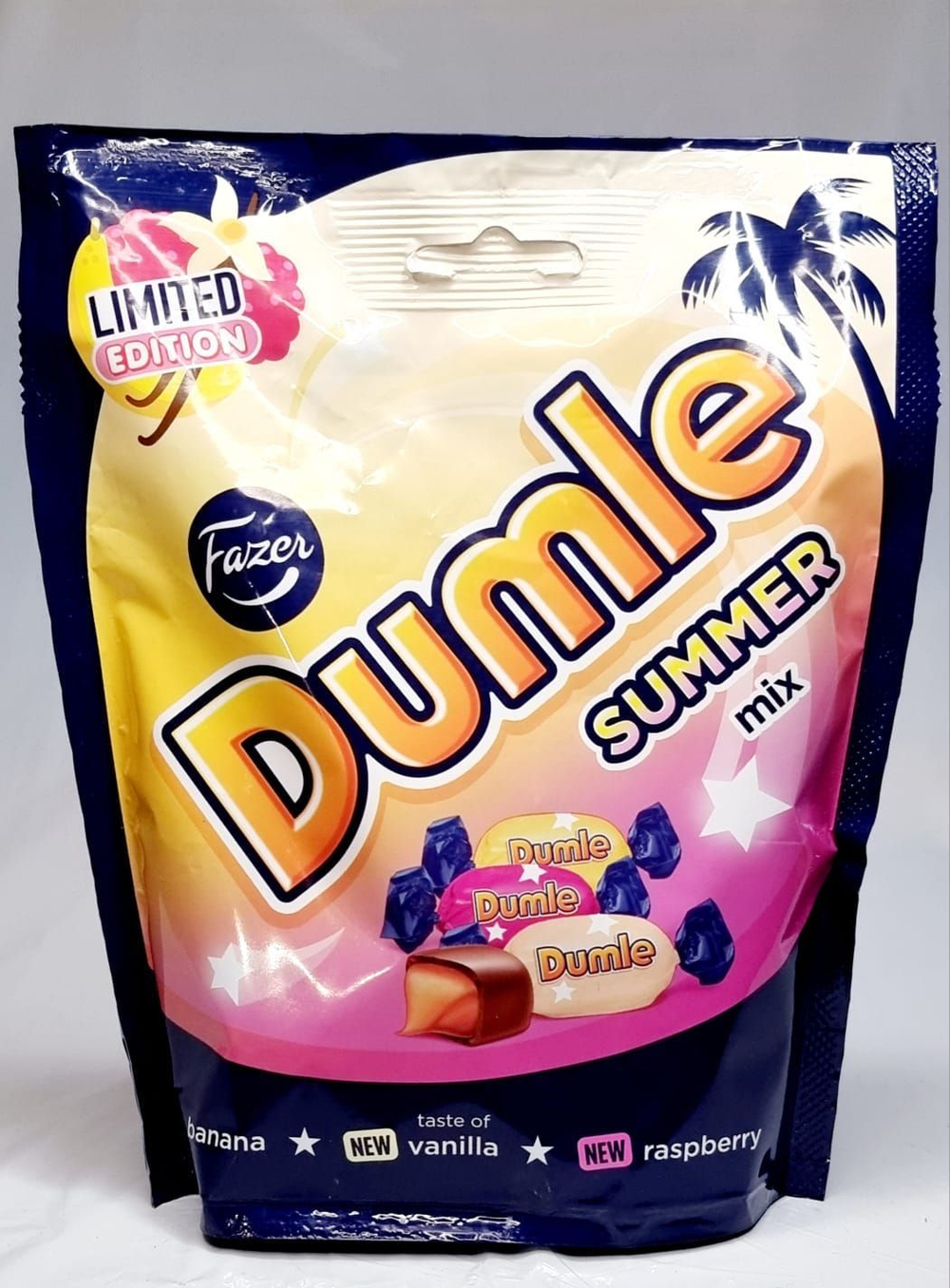 Конфеты Karl Fazer Dumle Summer Mix (банан, ваниль, клубника) 180 г (Из Финляндии)