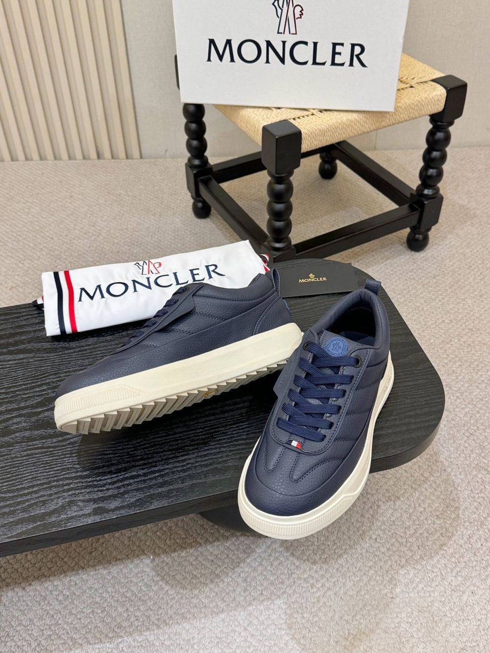 Кроссовки Moncler