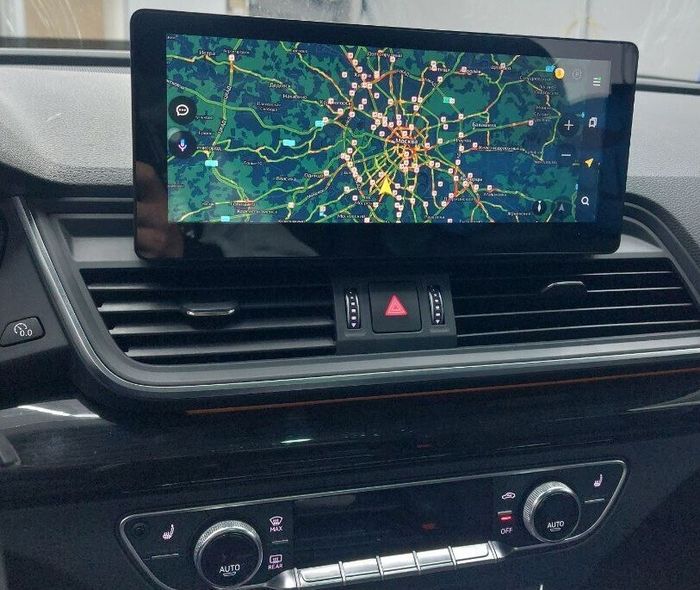 Магнитола для Audi Q5 2017-2020 - ТС-8220-Q монитор 10.25" на Android 13, Быстрая, CarPlay, 4G SIM-слот