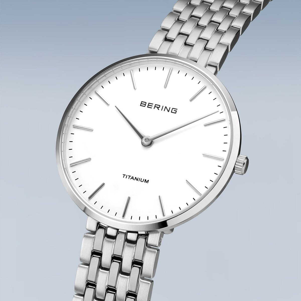 Женские наручные часы Bering 19334-004