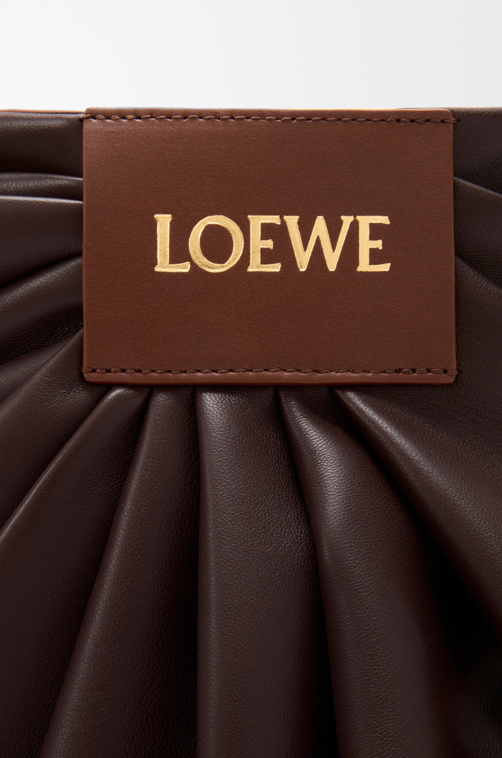 Loewe Сумка-тоут Draped из мягкой овечьей кожи наппа, темно-каштановый