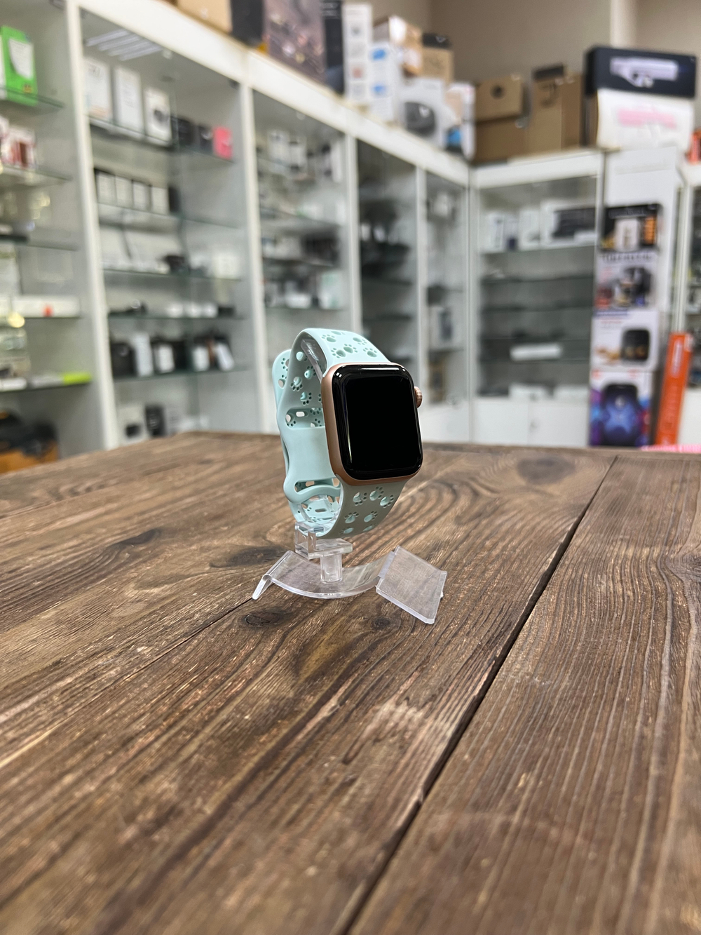 Б/у Apple Watch S6 40mm Gold