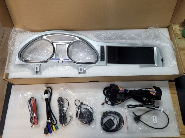 Магнитола для Audi Q7 2009-2015 (MMI 3G) - Parafar PF7945QPDT2 монитор 10.25" на Android 13, Быстрая, CarPlay, 4G SIM-слот