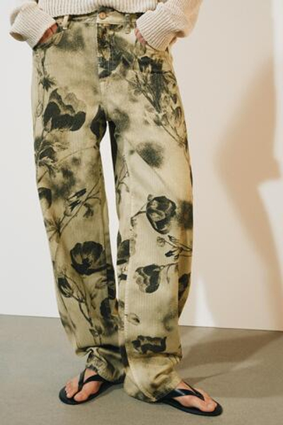 ДЖИНСЫ BARREL СО СРЕДНЕЙ ПОСАДКОЙ И ЦВЕТОЧНЫМ ПРИНТОМ — ZW COLLECTION — ZARA