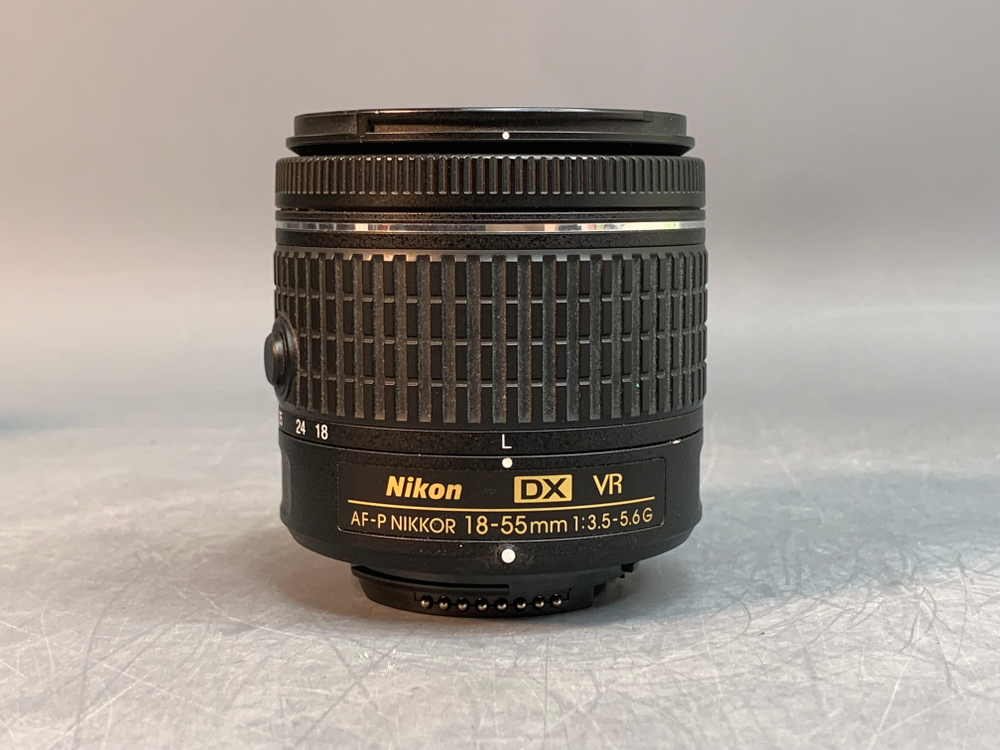 Nikon D5600 Kit AF-P 18-55mm VR 6.500 кадров