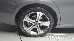 Mercedes-Benz E-Class E300 Avantgarde — 2019