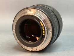 Canon EF 85mm 1.8 USM внутри пыль