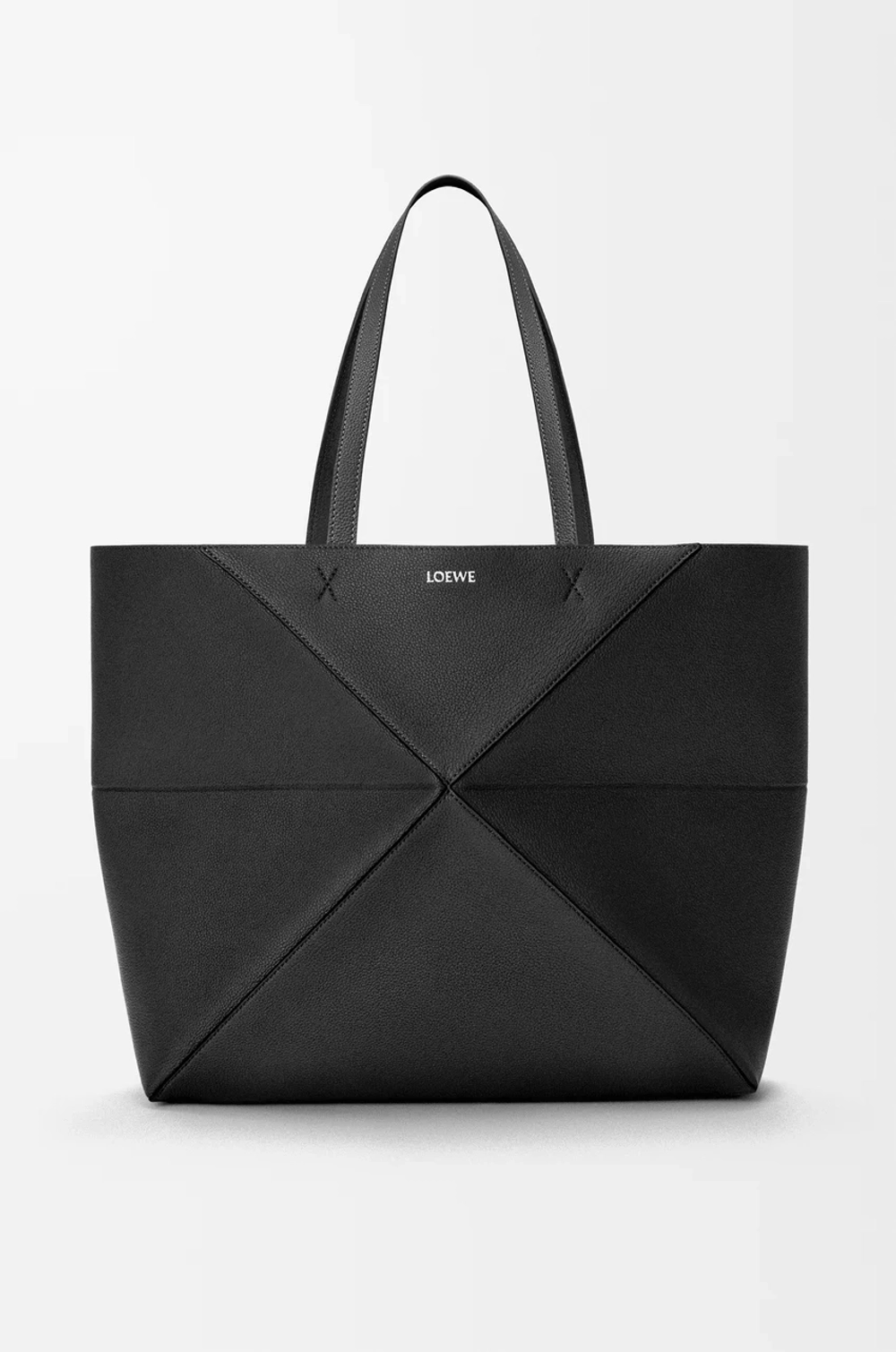 Loewe Большая сумка-тоут Puzzle Fold из мягкой зернистой телячьей кожи, черный