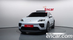Porsche Macan Base 4 — 2025