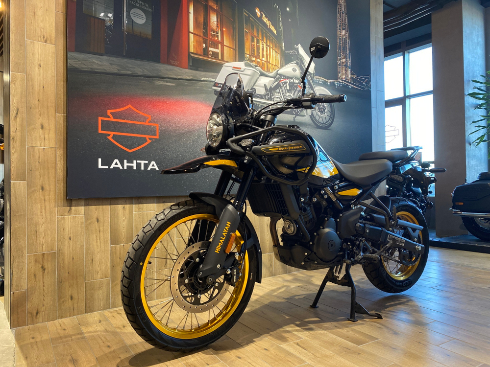 Royal Enfield Himalayan 450 Hanle Black (Premium) (бескамерные шины)