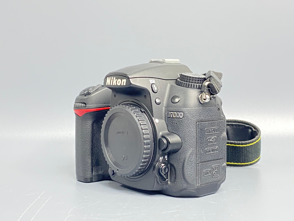 Nikon D7000 90.000 кадров