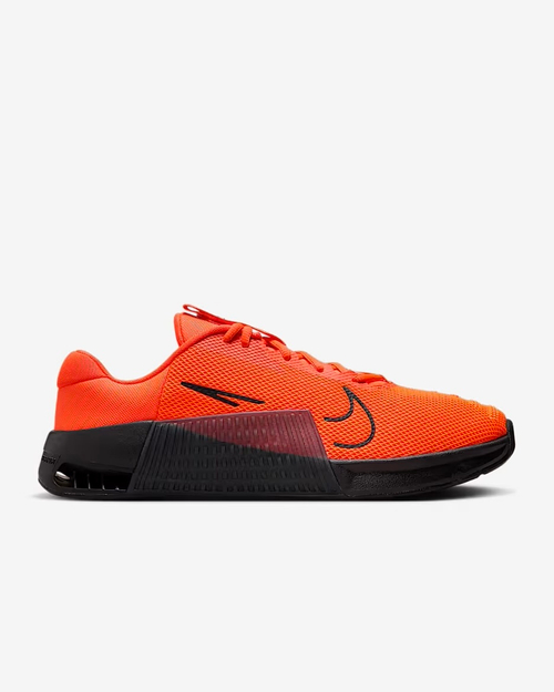 Кроссовки мужские Nike Metcon 9 (оранжевые)