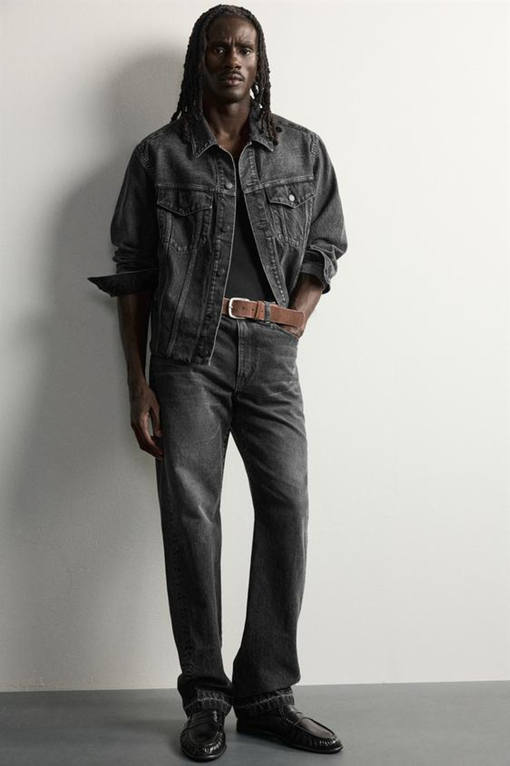 ZARA ДЖИНСЫ STRAIGHT FIT 2026 TANAKA, УГОЛЬНЫЙ