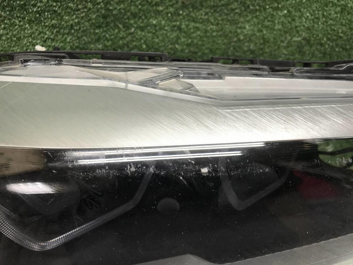 Фара правая BMW X2 F39 (2017-2023) LED