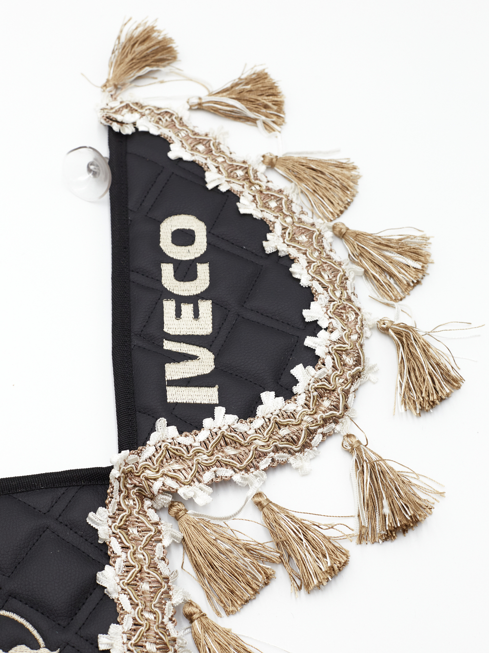 Вымпел тройной IVECO (экокожа, черный с бежевыми кисточками)