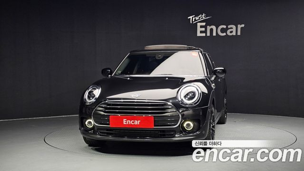Mini Cooper Clubman — 2023