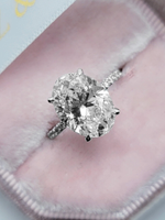 Кольцо с бриллиантом овал 5 ct