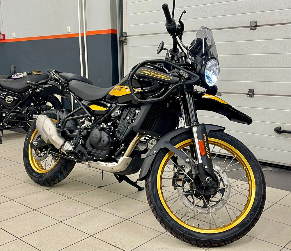 Royal Enfield Himalayan 450 Hanle Black (Premium)