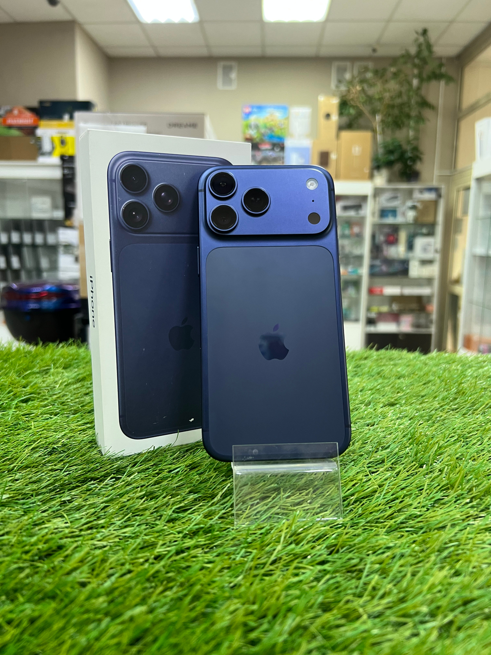 Б/У iPhone 17 Pro Max 512Gb Deep Blue