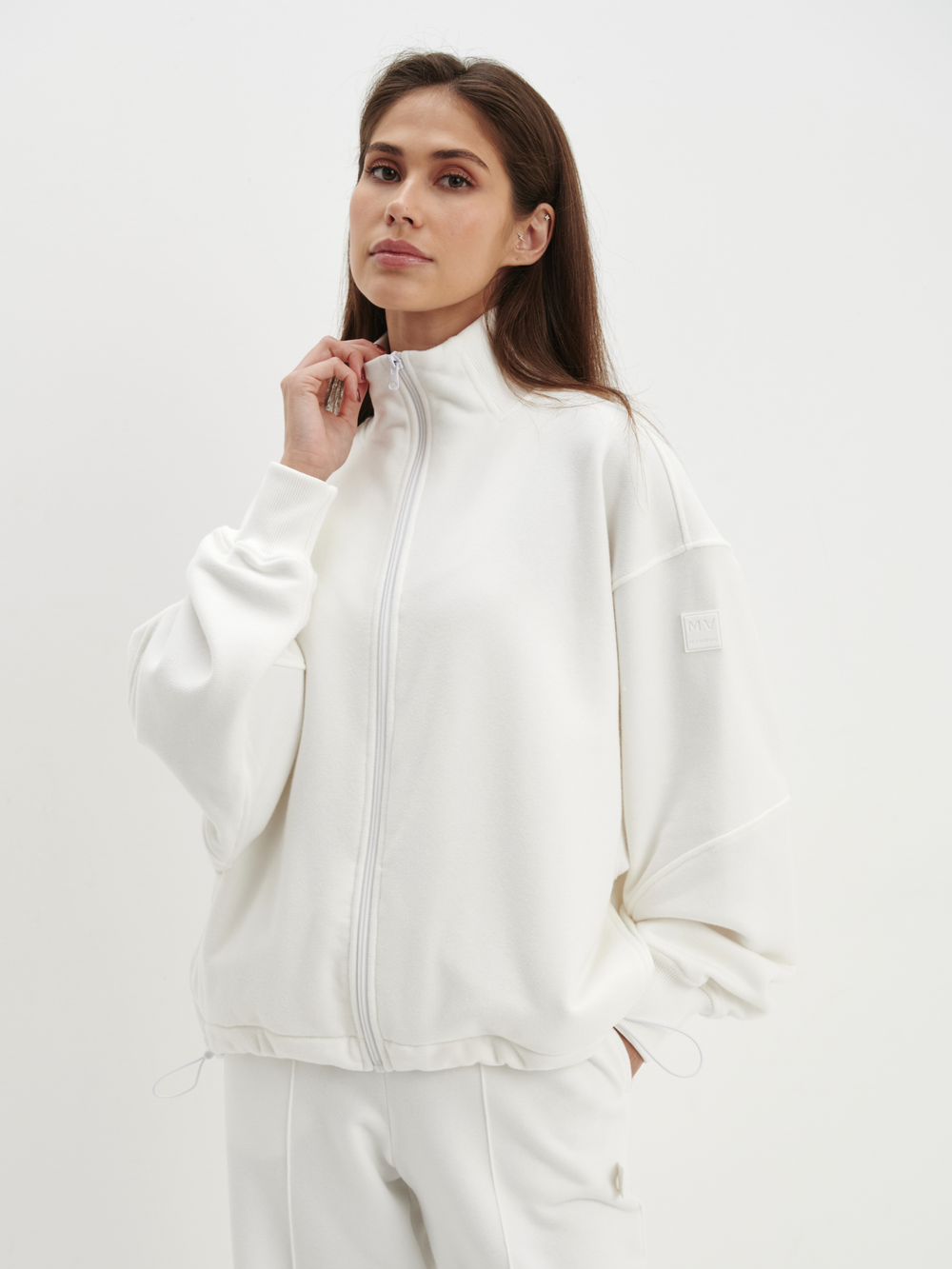 Олимпийка Lotus Milky