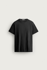 БАЗОВАЯ ФУТБОЛКА С НЕОБРАБОТАННЫМИ КРАЯМИ — ZARA