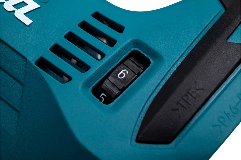 Лобзик Makita LXT DJV182Z