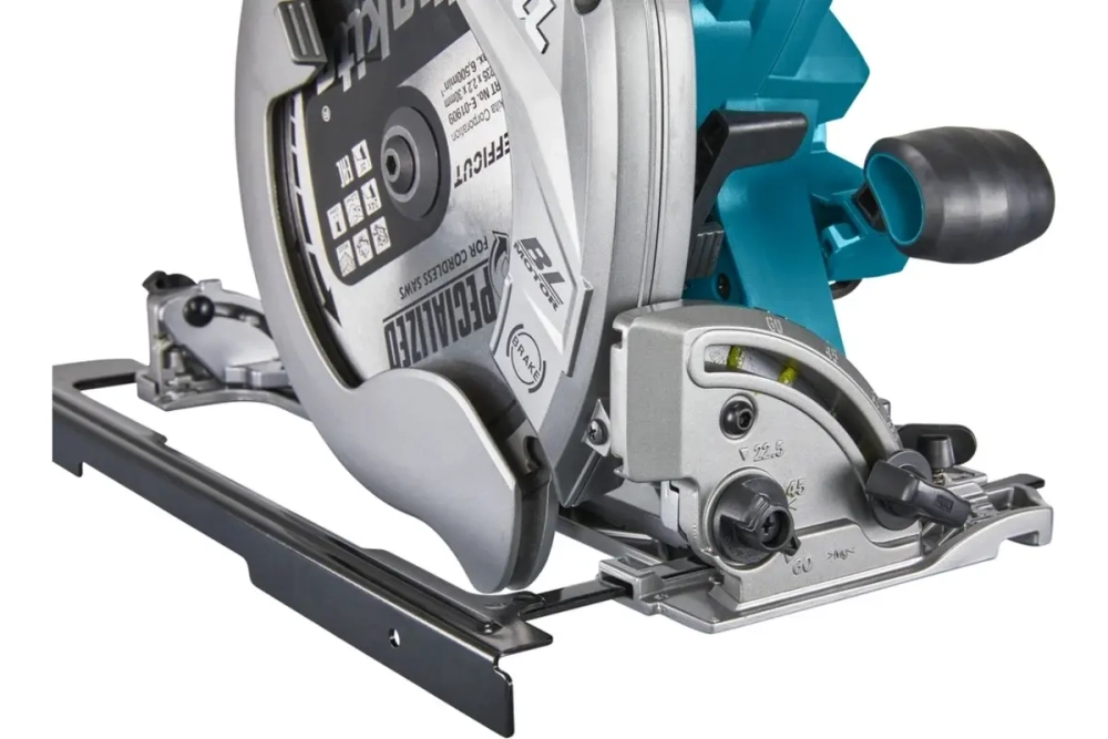 Аккумуляторная дисковая пила Makita HS009GZ