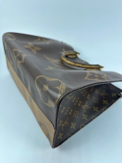 Сумка Louis Vuitton OnTheGo