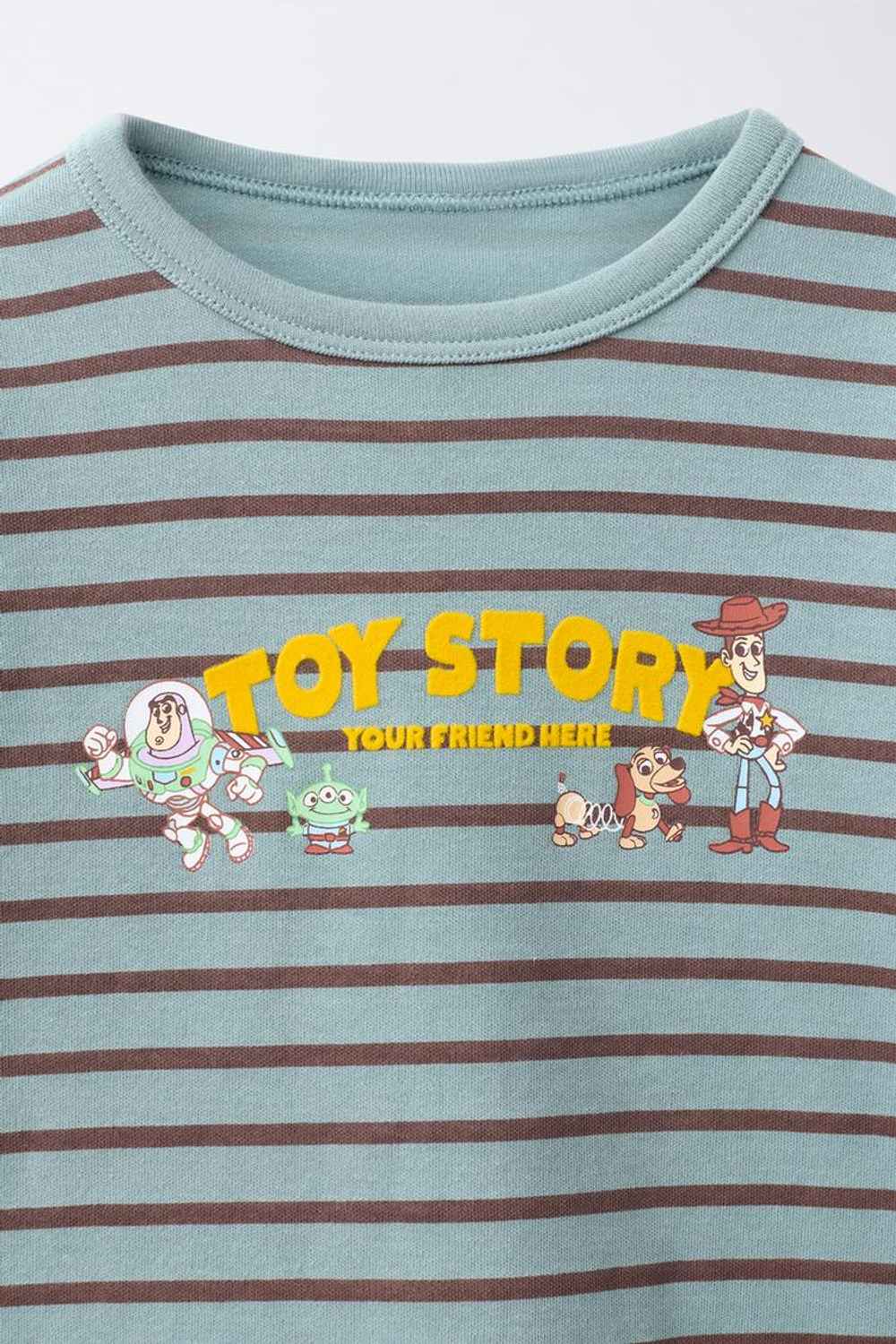 ZARA ПИЖАМА В ПОЛОСКУ TOY STORY© DISNEY PIXAR, ЗЕЛЕНАЯ ПОЛОСА