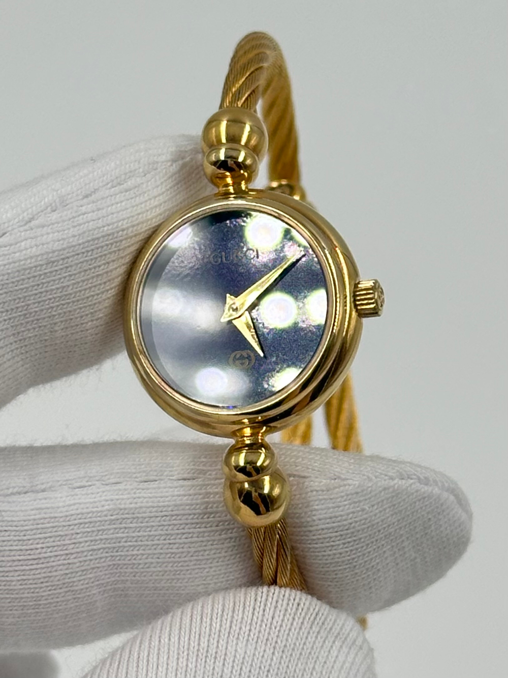 Часы Gucci 2700L