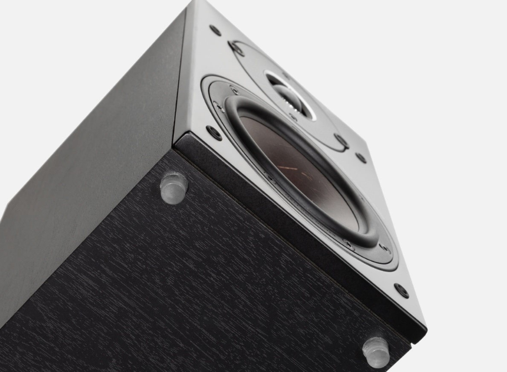 Dali Oberon 1 Light Oak — полочная пассивная акустическая система (пара)