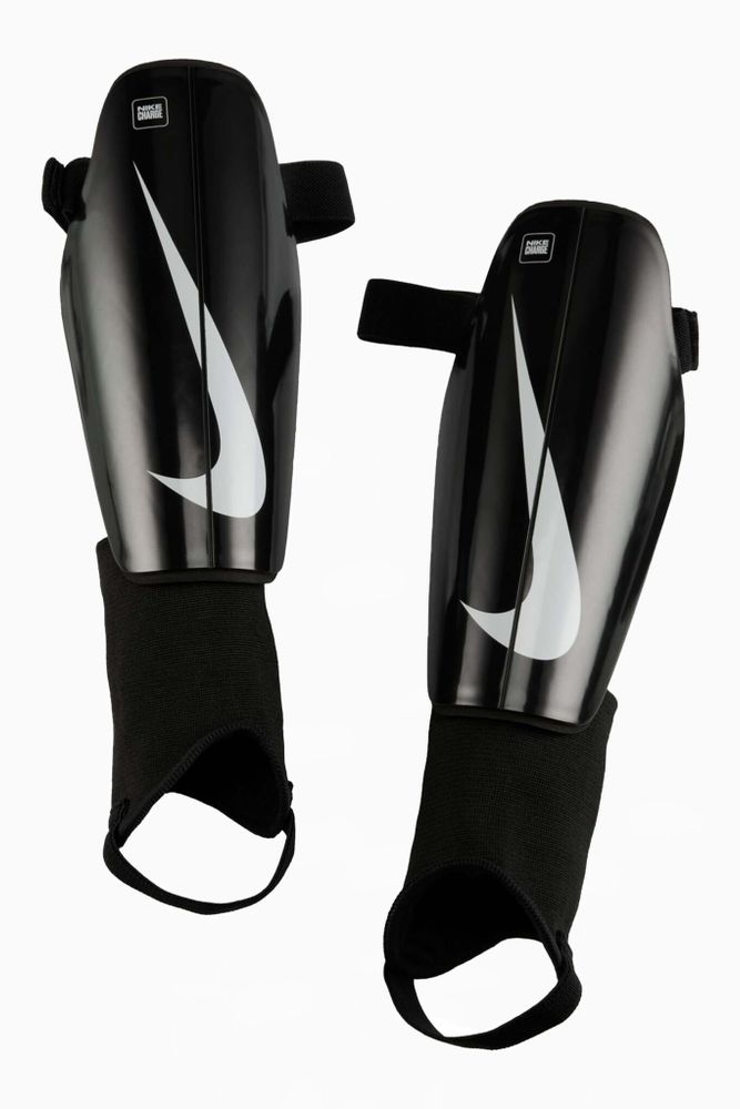 Футбольные щитки Nike Charge Футбольные щитки Nike Charge